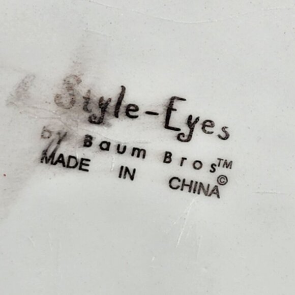 Vintage Ceramic Pitcher With Embossed Fruits Grapes Pineapple Apple Design - Picture 12 of 12